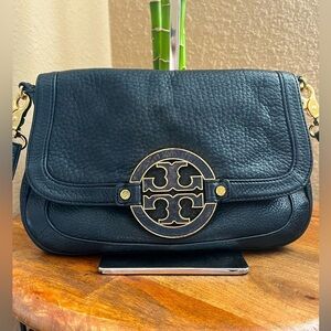 TORY BURCH AMANDA BLACK LEATHER SHOULDER BAG